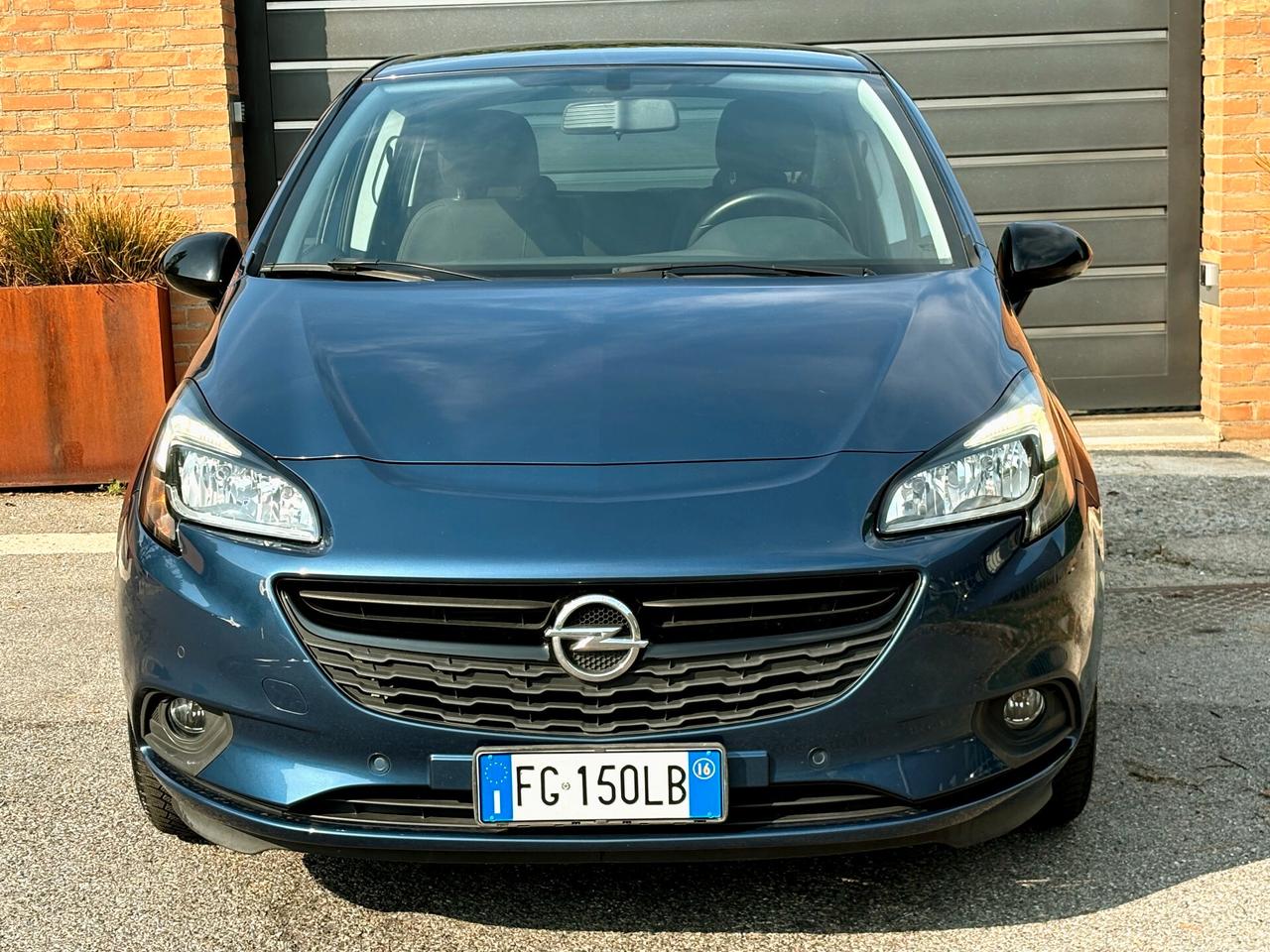 OPEL CORSA 1.4 benzina- 98000km- COSMO-2017