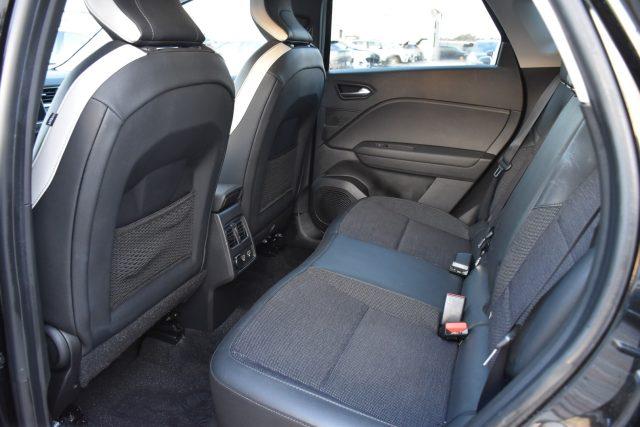 RENAULT Captur Mild Hybrid 140 CV Intens