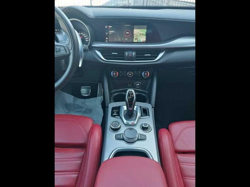 Alfa Romeo Stelvio 2.0 Turbo 280 CV AT8 Q4 Veloce