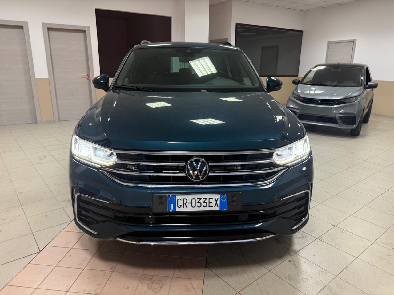 Volkswagen Tiguan 2.0 TDI 150 CV SCR DSG R-Line