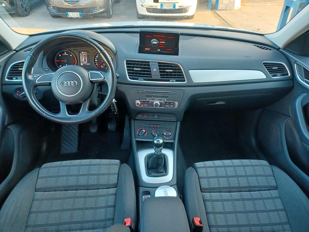 Audi Q3 2.0 TDI 120 CV Design UNICO PROPRIETARIO