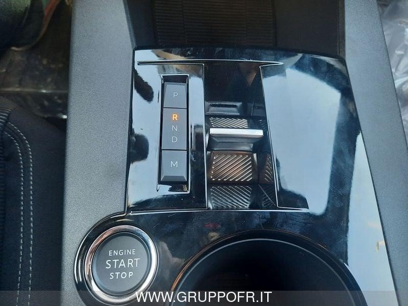 Lancia Ypsilon Hybrid e-DCT