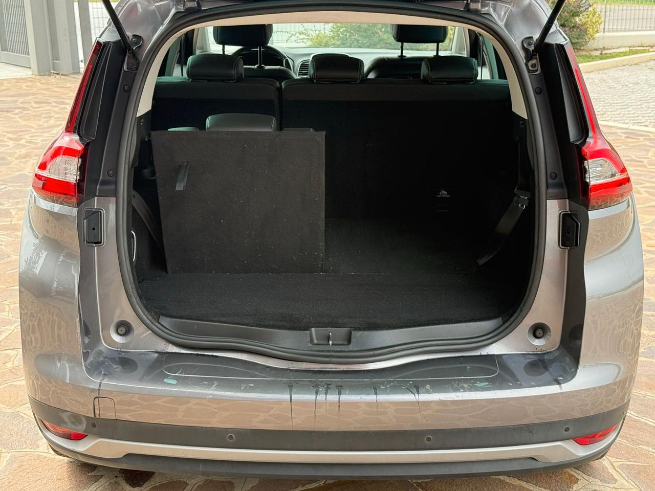 Renault Grand Scenic dCi 110 CV 7 posti