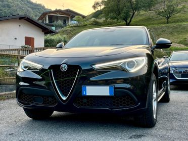 Alfa Romeo Stelvio 2.2 Turbodiesel 210 CV AT8 Q4 Executive