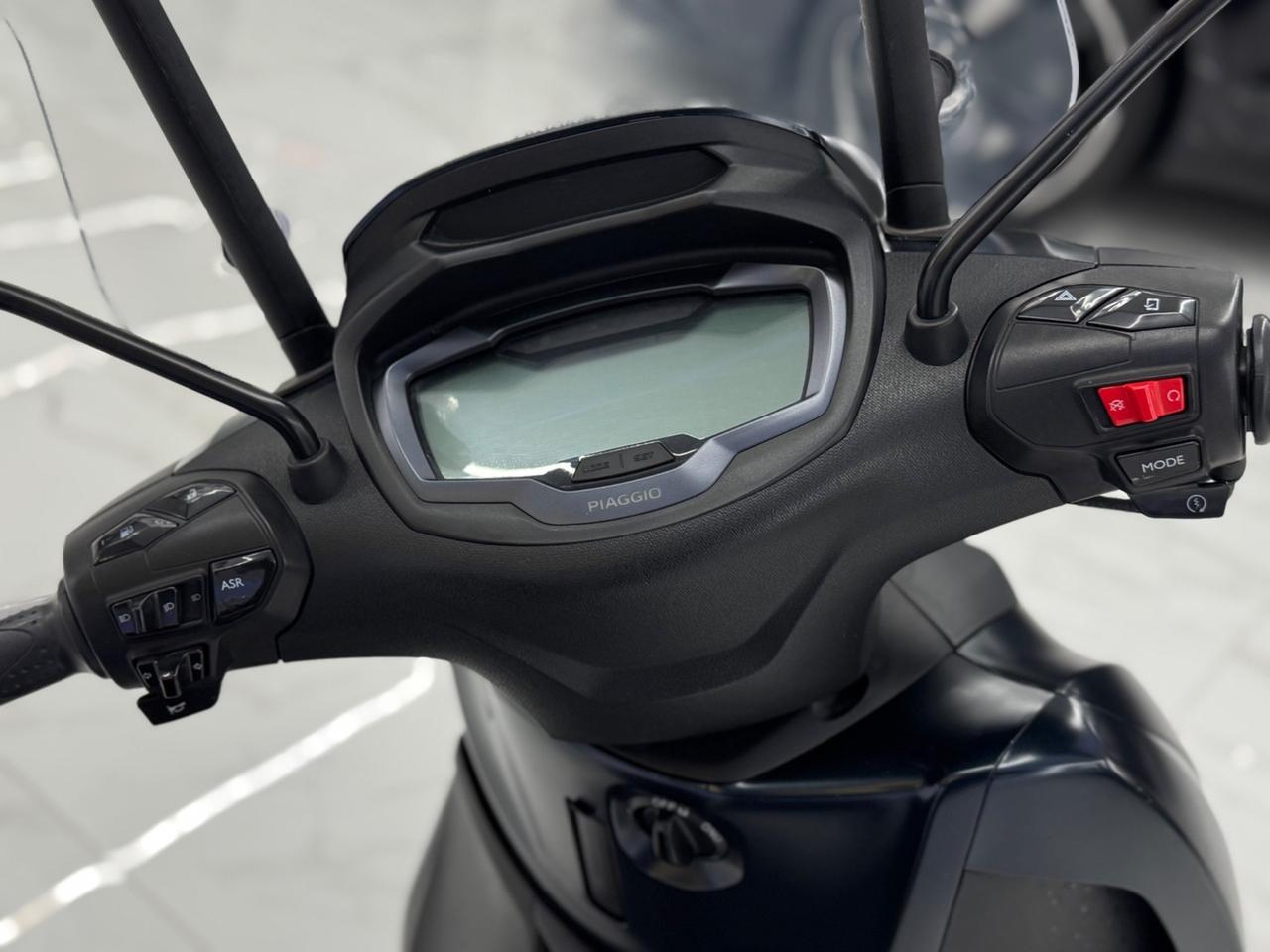 Piaggio Beverly 400 S
