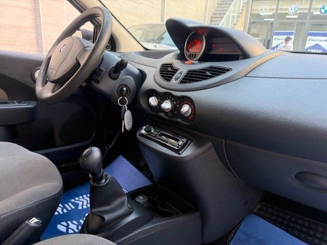 RENAULT Twingo 1.2 16V LEV Dynamique