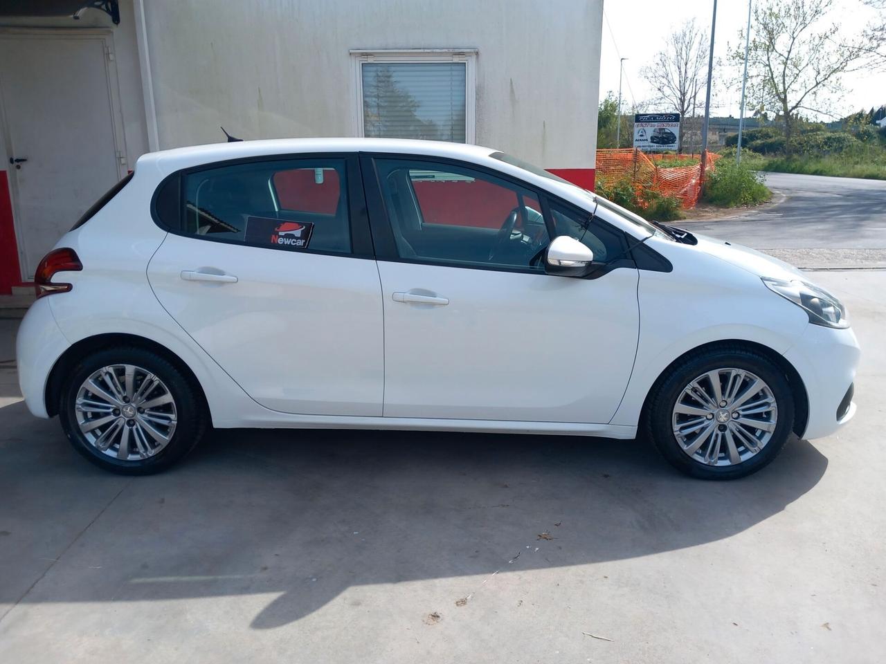 Peugeot 208 BlueHDi 75 5 porte Active