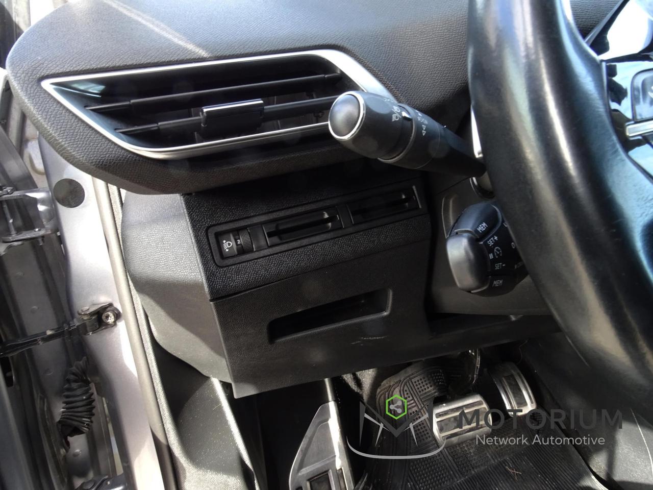 Peugeot 5008 5008 1.6 bluehdi Allure s&s 120cv 7p.ti eat6