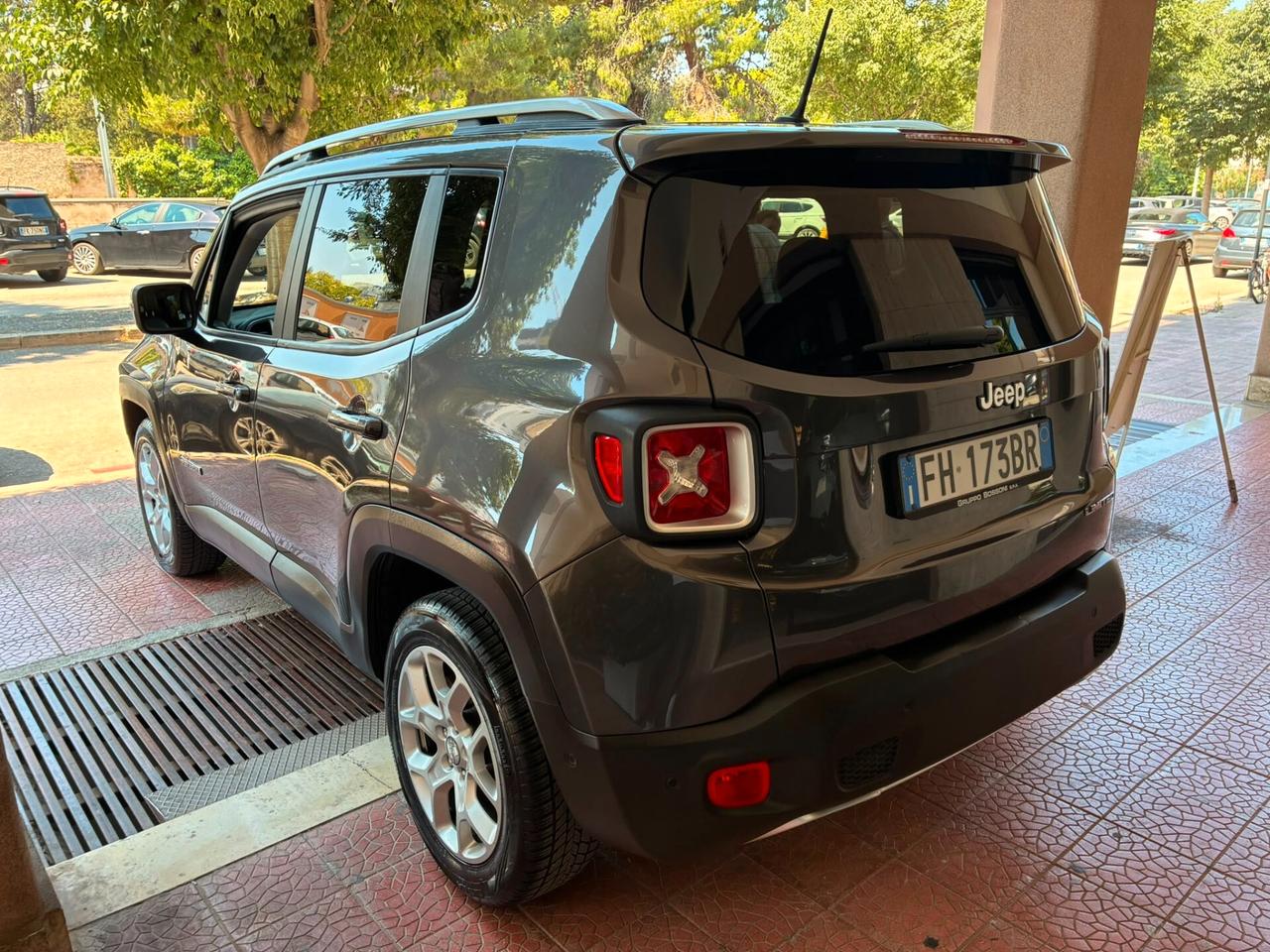 Jeep Renegade1.6Mjt Limited Navi Pelle garantita-17