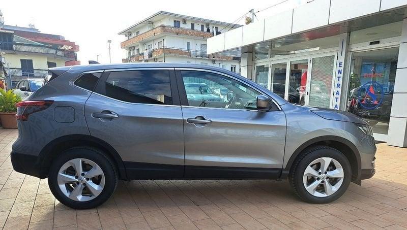 Nissan Qashqai Qashqai 1.6 dCi 2WD N-Connecta