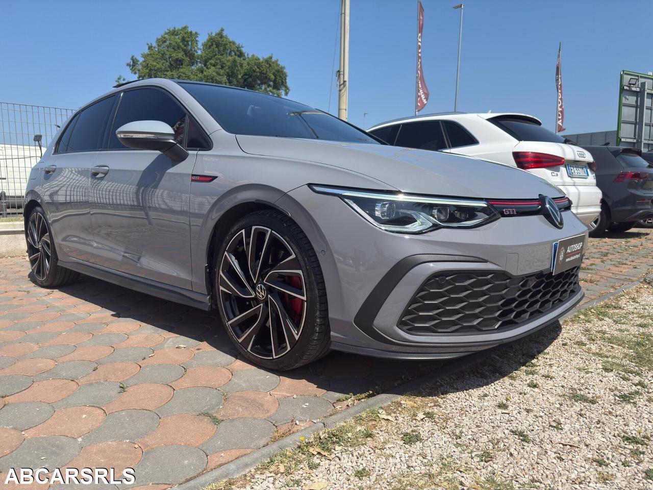 VOLKSWAGEN - Golf VIII - GTI Perf. 2.0 245CV TSI D