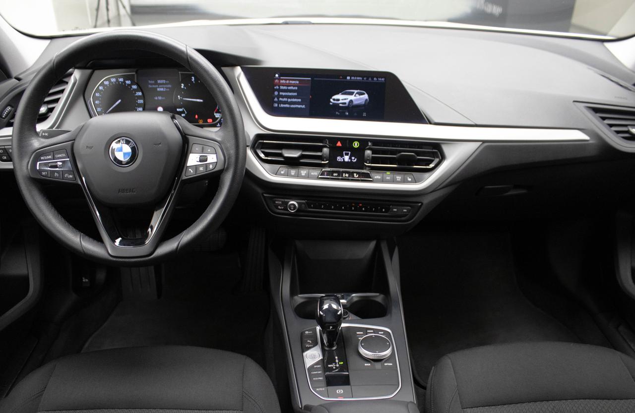 BMW 118I 5P. ADVANTAGE