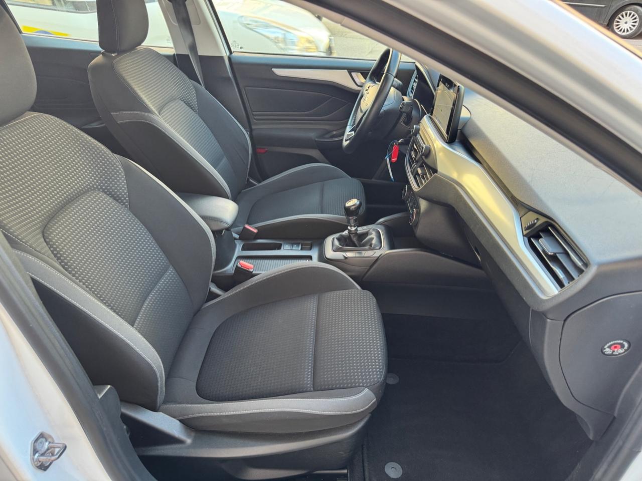 Ford Focus 1.5 TDCI 95 CV SW TITANIUM