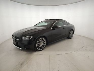 Mercedes-Benz Classe E Cpé E Coupe 200 mhev (eq-boost) Premium Plus auto