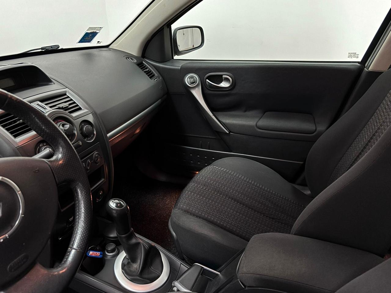 Renault Megane Mégane 1.6 16V Grandtour