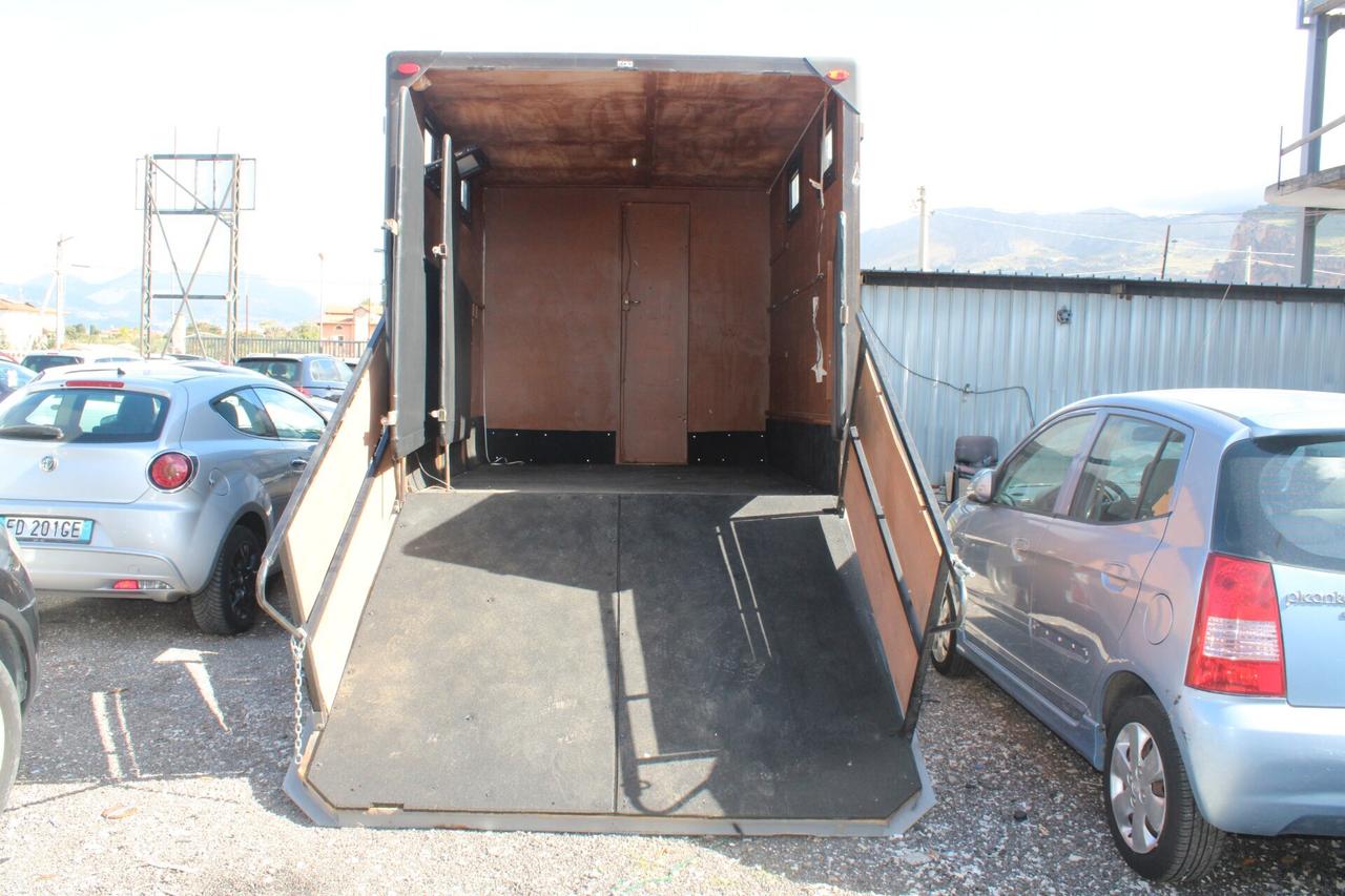 Iveco Daily 35C17LV BTor 3.0 HPT PL-TM-RG Furgone trasporto cavalli