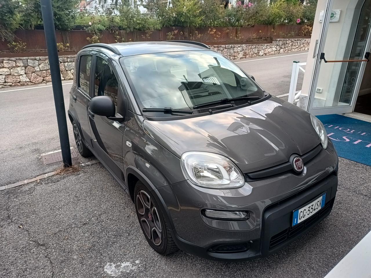 Fiat Panda 1.0 FireFly S&S Hybrid City Cross