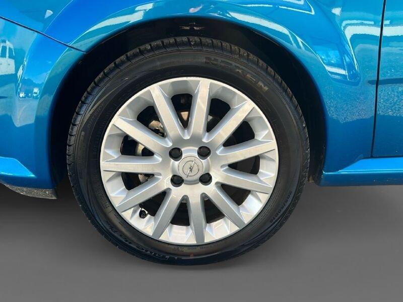 Opel Tigra TwinTop Tigra TwinTop 1.4 16V Sport