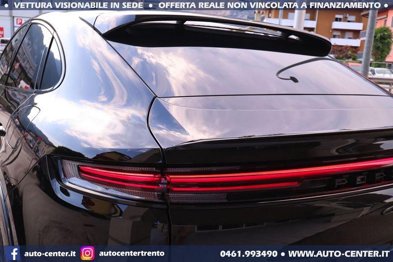Porsche Cayenne Coupè 3.0 V6 Coupè E-Hybrid Black Edition Sport Design