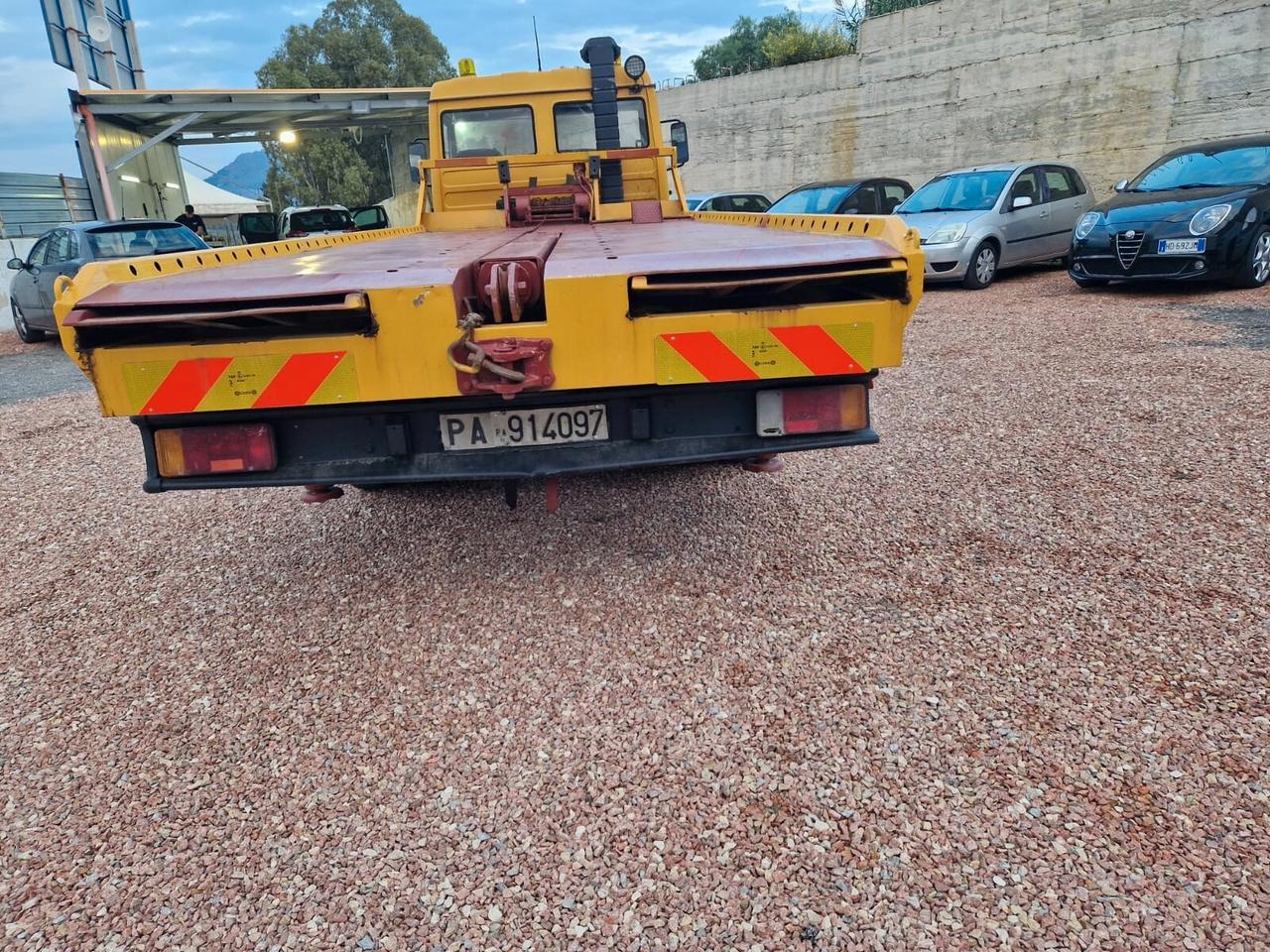 Iveco Fiat 65 12 3 6 Isoli 10 (Autoveicolo per uso speciale - Soccorso stradale)