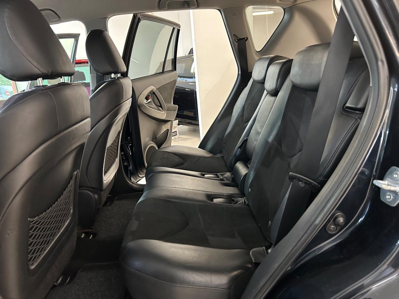Toyota RAV 4 2.2D 4X4 2012(CAMBIO AUT.)