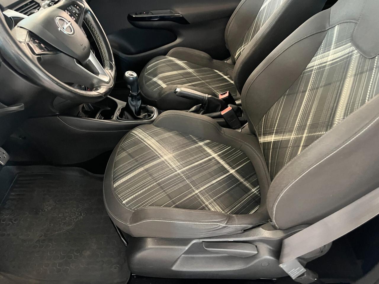 Opel Corsa 1.3 CDTI ecoFLEX 95CV Start&Stop Coupé b-Color
