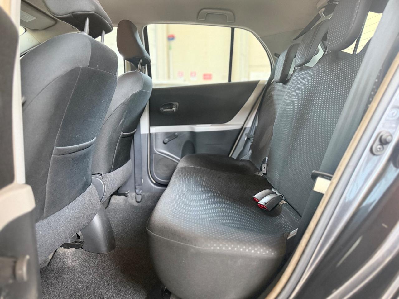 Toyota Yaris 1.3 5 porte Sol NEOPATENTATI