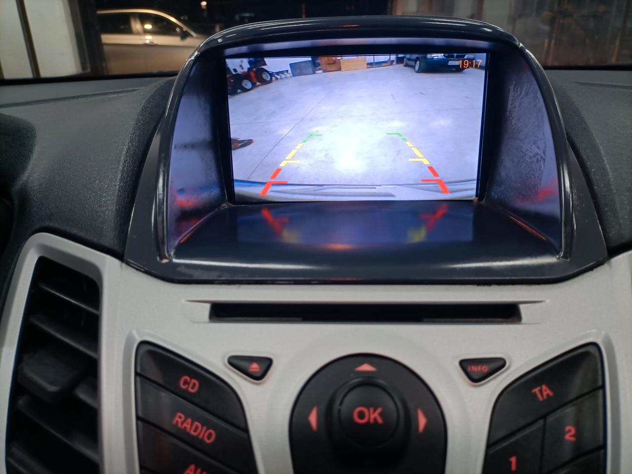 Ford Fiesta 1.4 TDCi 70CV 5 porte Titanium 11/2011