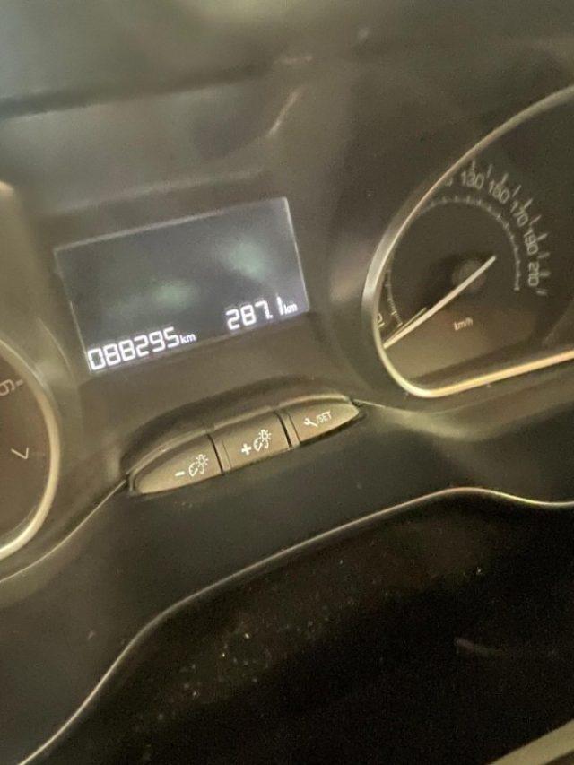 PEUGEOT 208 1° serie PureTech 82 5 porte Active