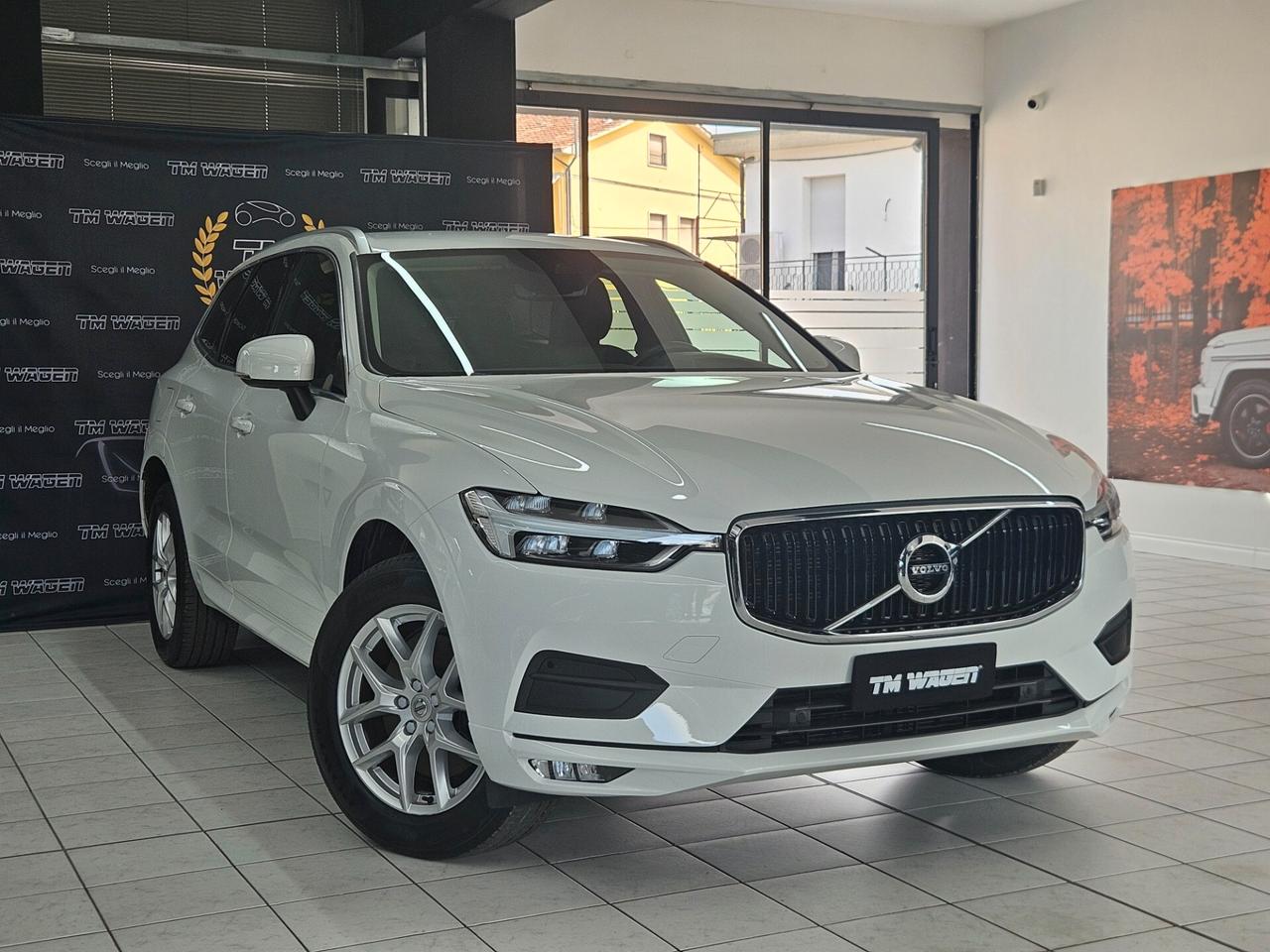 Volvo XC60 2.0 b4 Momentum awd auto my20 - IVA ESPOSTA