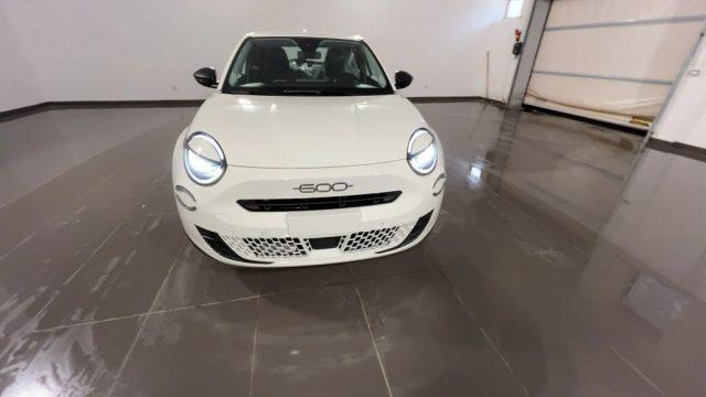 FIAT 600 Hybrid 100 CV DCT MHEV