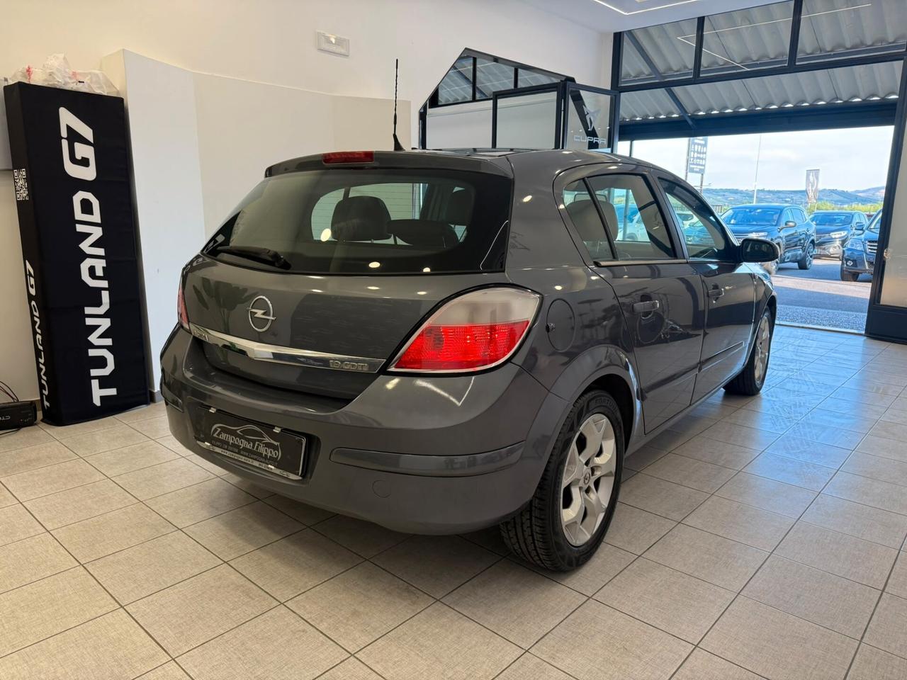 Opel Astra 1.9 CDTI 120CV 5 porte Cosmo