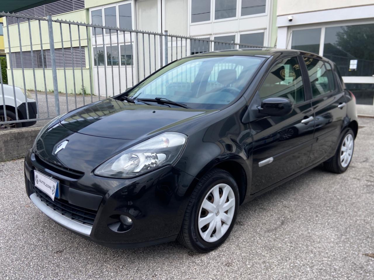 Renault Clio 1.2 16V 5 porte Va A 3