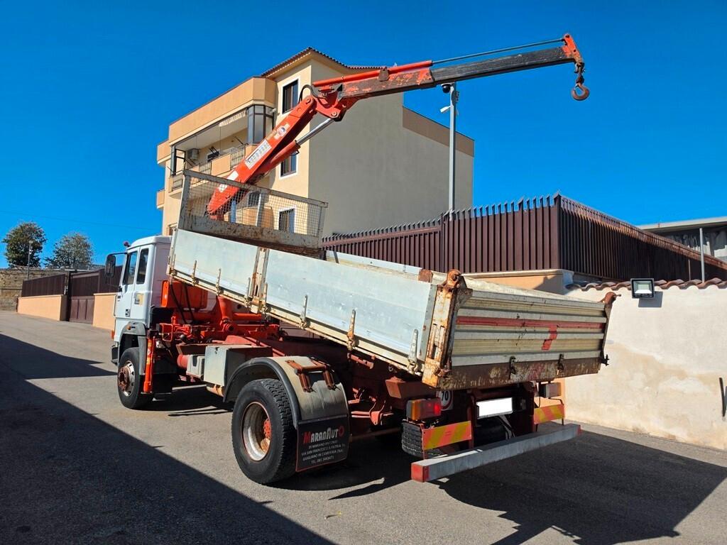 IVECO 145-17 GRU E RIBALTABILE
