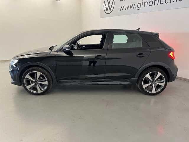 Audi A1 allstreet 30 TFSI Identity Contrast