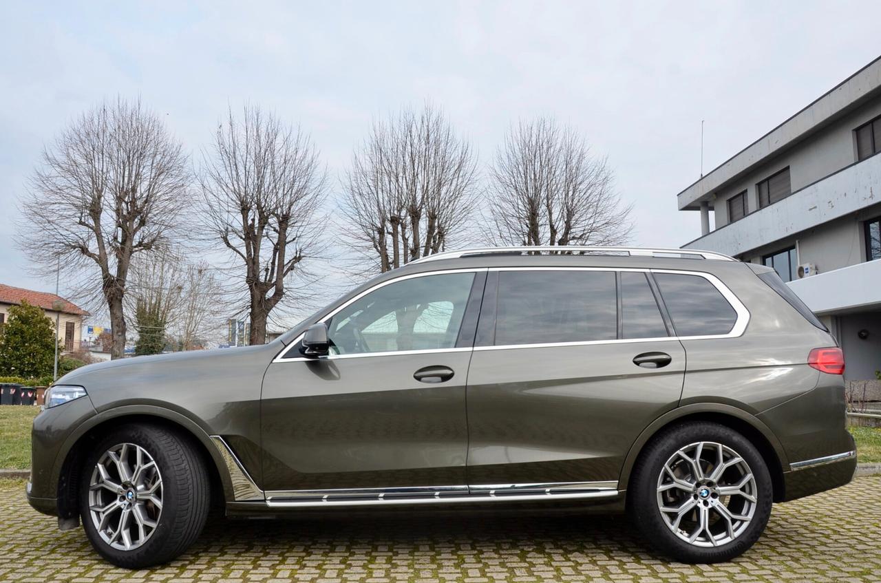 BMW X7 XDRIVE30d INDIVIDUAL COMPOSITION 265cv AUT 7 POSTI, SERVICE BMW, TETTO, HI-FI HARMAN & KARDON, FARI LASER, SOSPENSIONI, PERMUTE