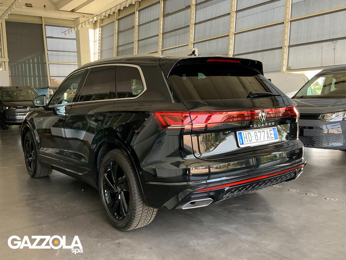 Volkswagen Touareg 3.0 V6 tdi scr R-Line 231cv auto