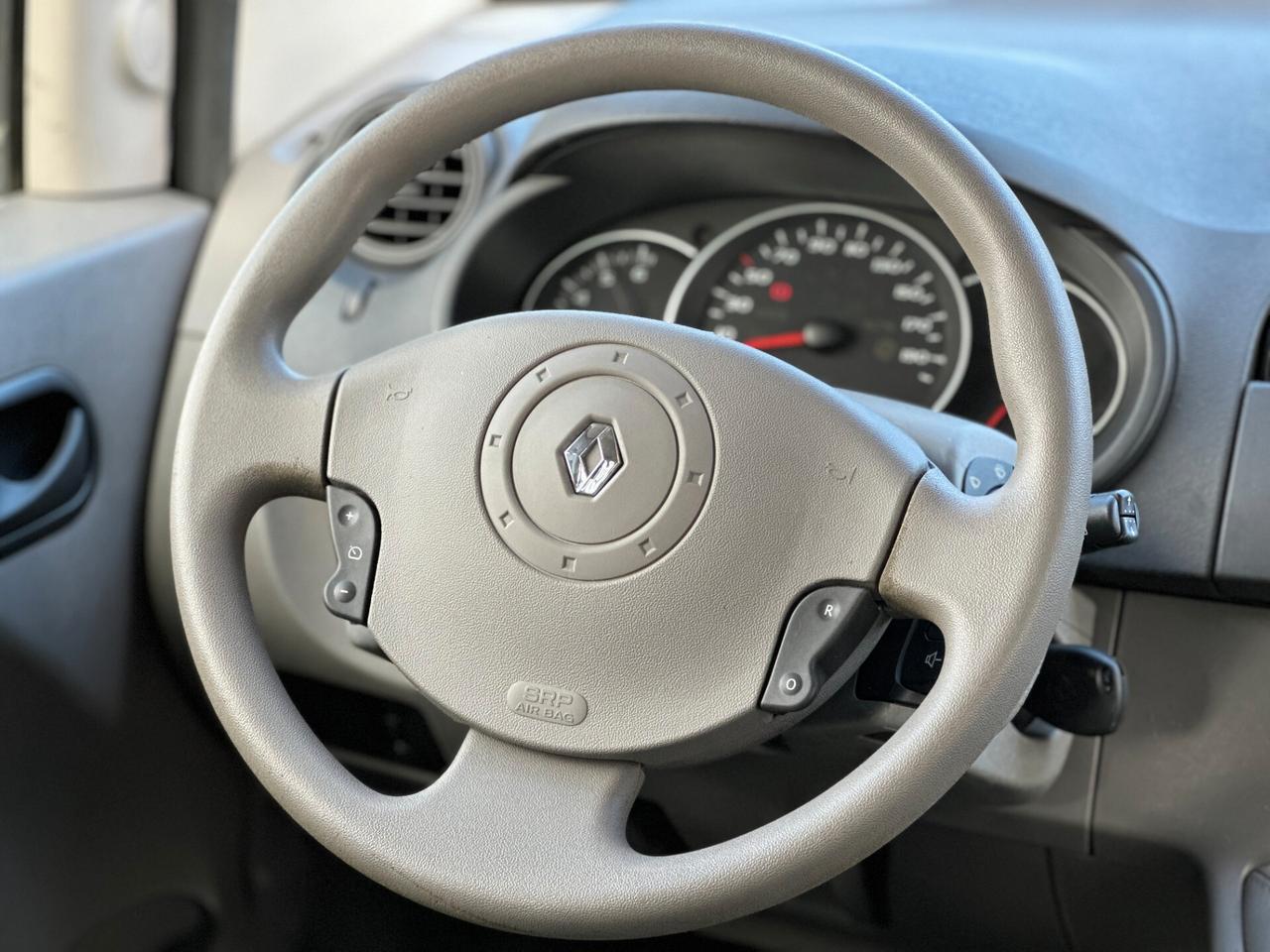 Renault Kangoo 1.5 dCi 105CV 5 porte Pianale Ribassato con Pedana