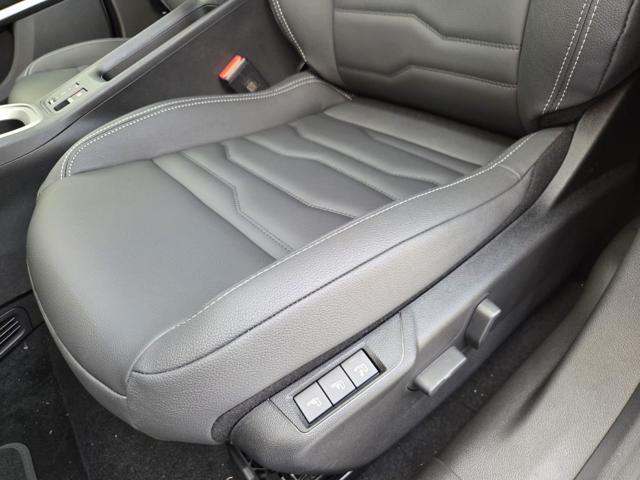 JEEP Avenger 1.2 turbo e-hybrid mhev Summit fwd 110cv edct6