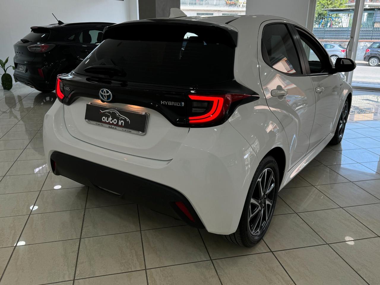 Toyota Yaris 1.5 Hybrid 5 porte Trend