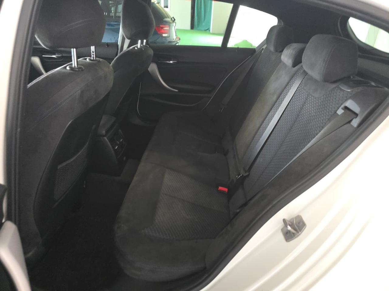 Bmw 118 118d 5p. Msport