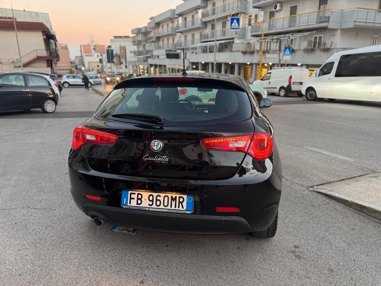 Alfa Romeo Giulietta 1.6 M.jet Distinctive * 2016 * Navi * Garantita 12 Mesi