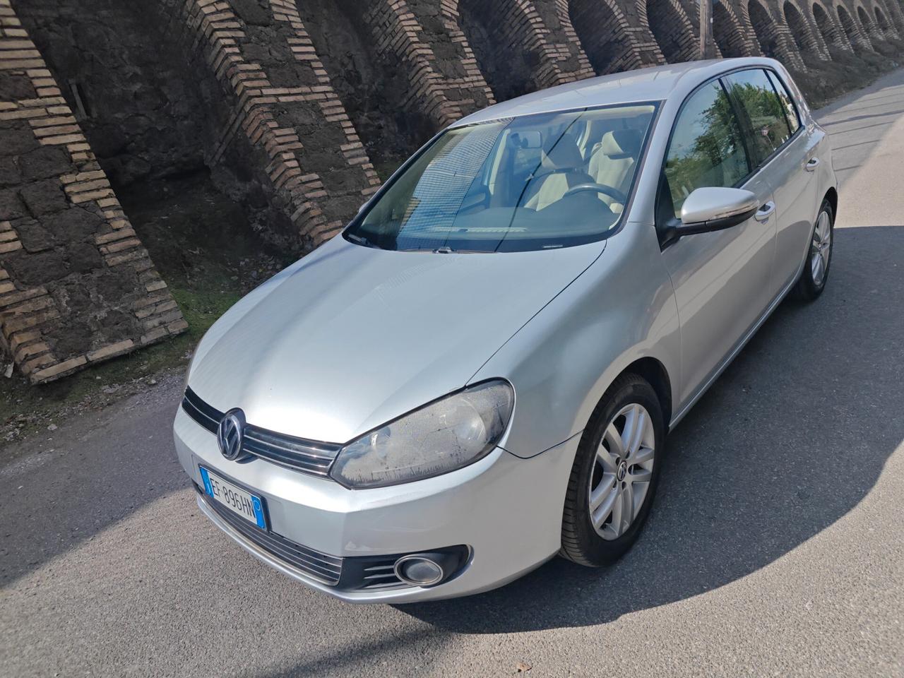 Volkswagen Golf 1.6 TDI DPF DSG 5p. Comfortline