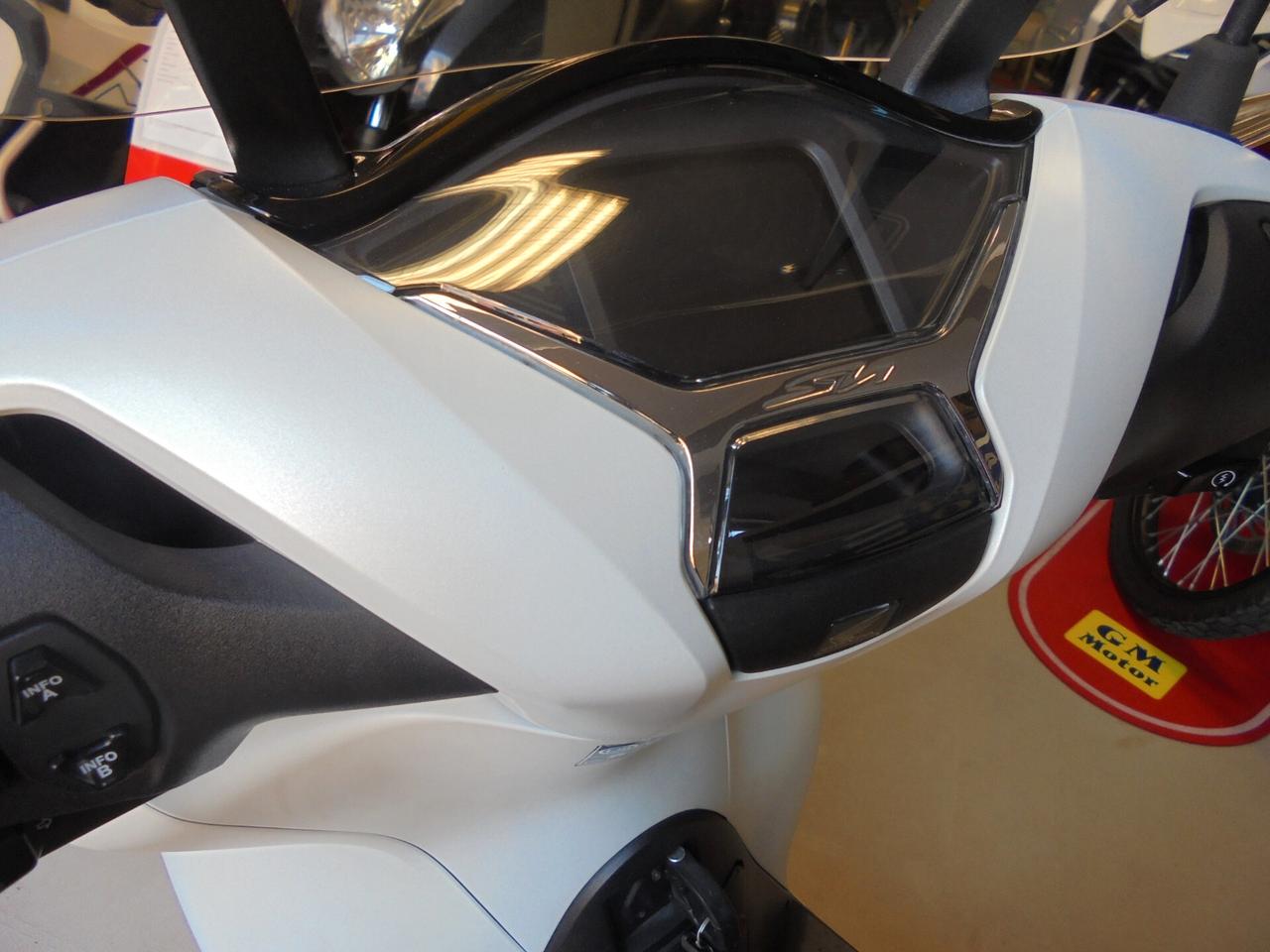 Honda SH 150 SPORT ABS + TCS