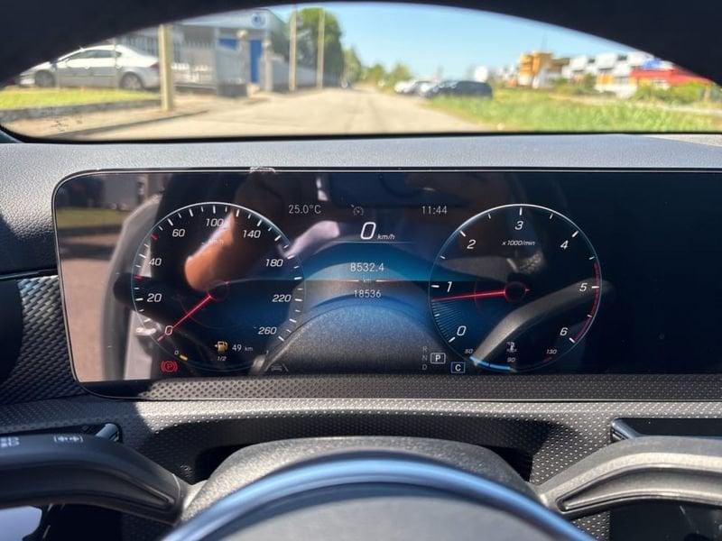 Mercedes-Benz Classe A A 180 D SPORT AUTO