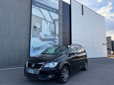 Volkswagen Touran 1.6 Trendline Bifuel G