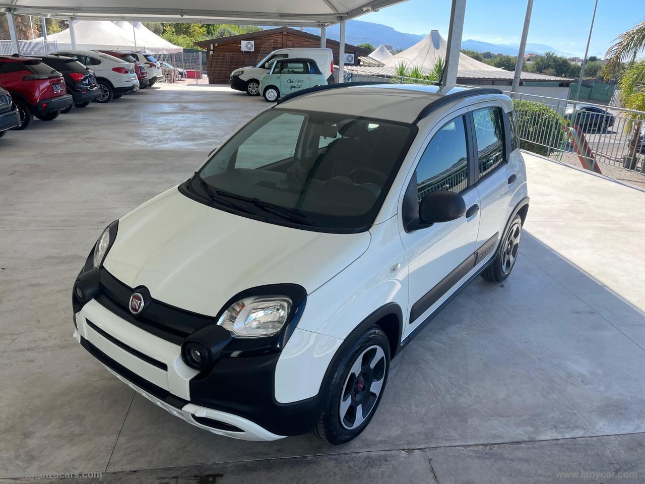 FIAT Panda 1.0 FireFly S&S Hybrid City Cross