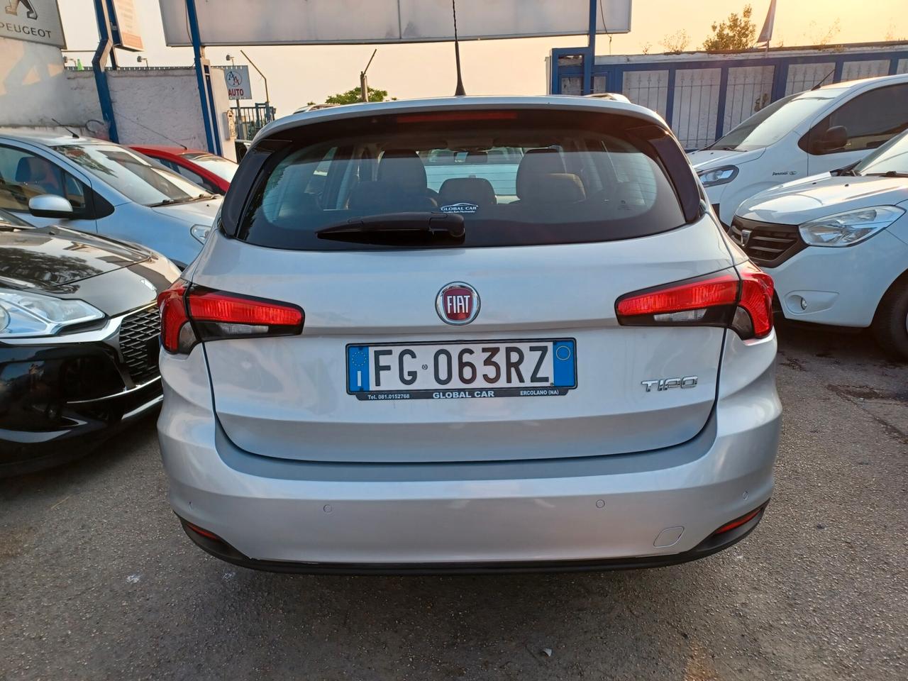 Fiat Tipo 1.6 M.Jet 120 cv SW Lounge PARI NUOVO