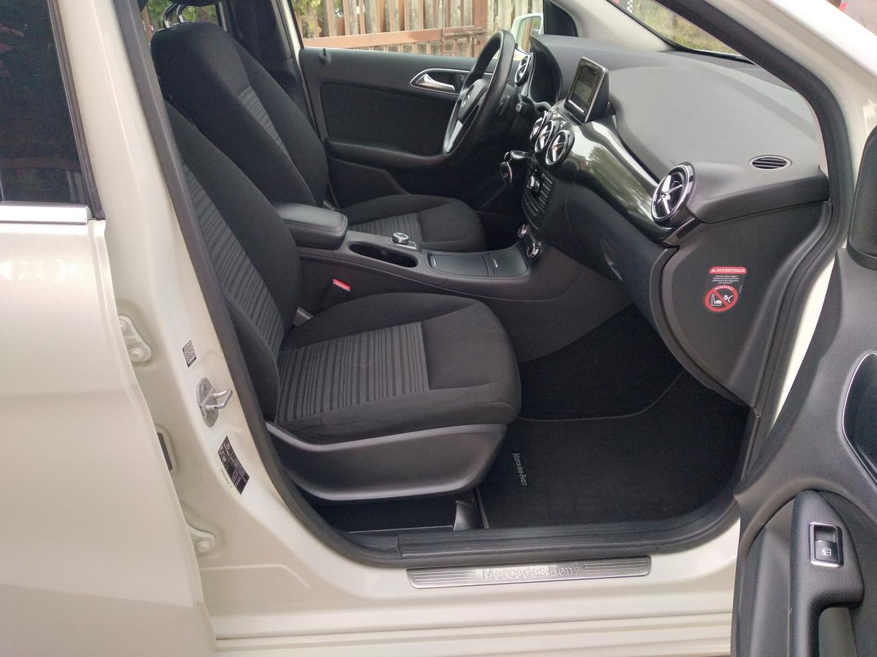 Mercedes-benz B 180 CDI Automatic Executive