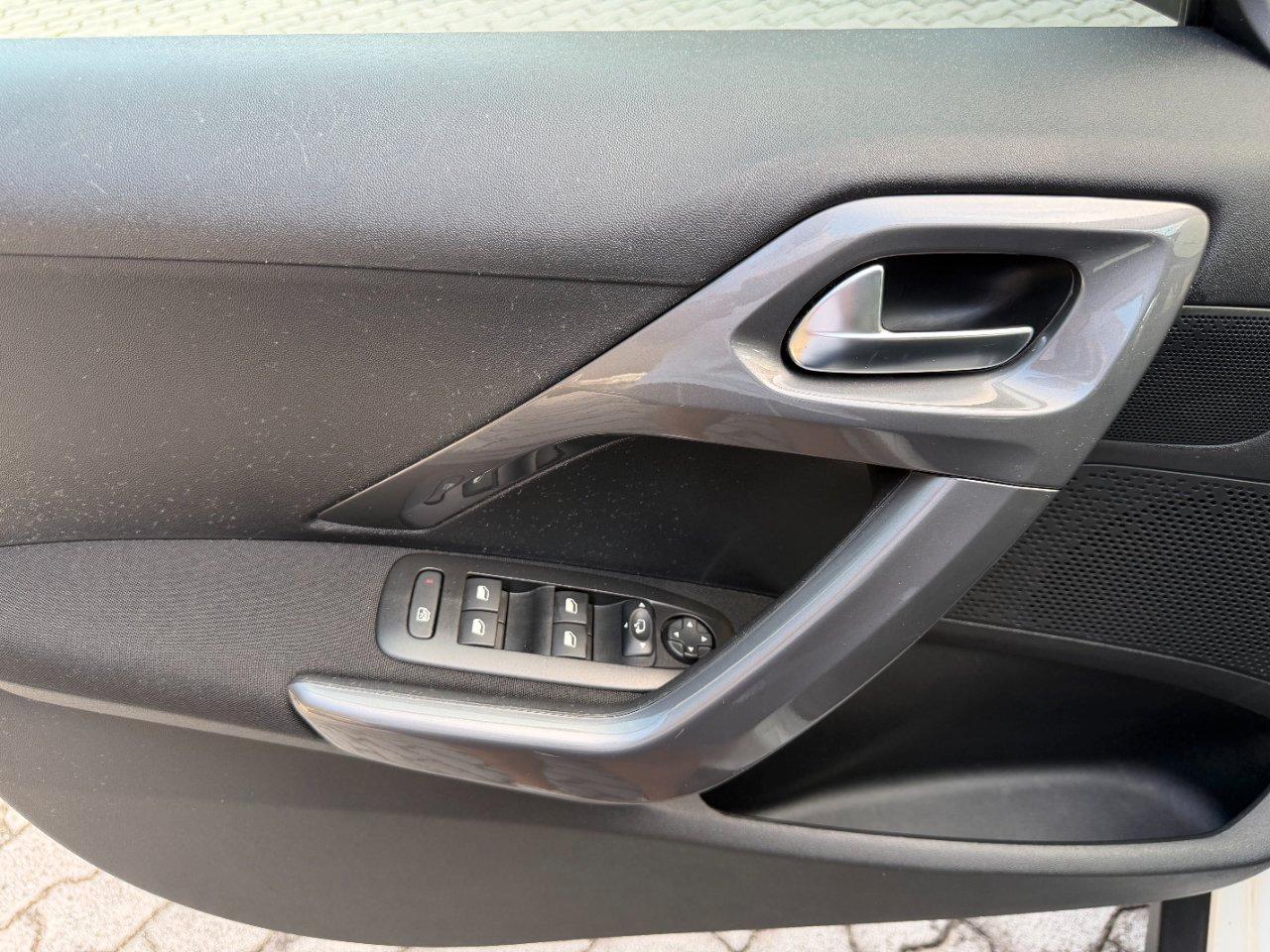 Peugeot 2008 2008 1.2 puretech Active 82cv PRONTA CONSEGNA